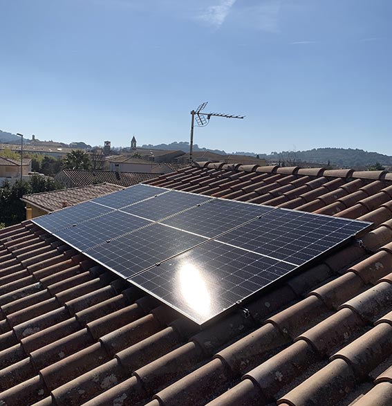 Panneaux photovoltaïques, pose en toiture